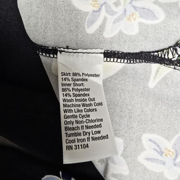 Crown & Ivy Skort XXL Womens Citrus Lemons Black Skirt Stretch Inner Shorts - Picture 7 of 9